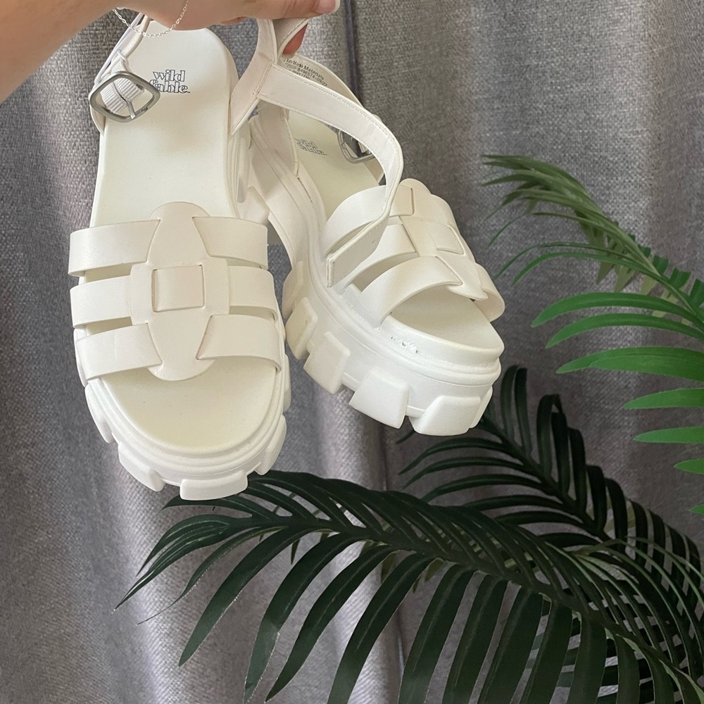 White Wild Fable Sandals 👡